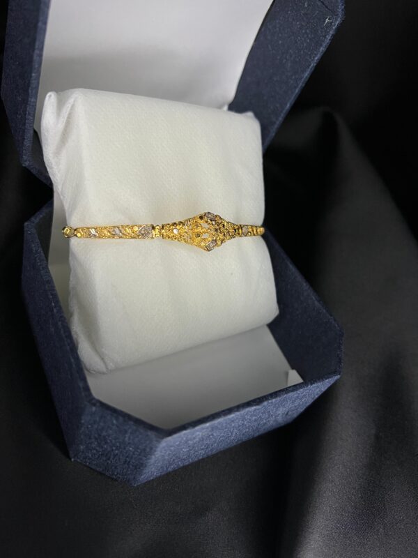 18 k Gold Plated Luxury Bracelet For Women - Image 2