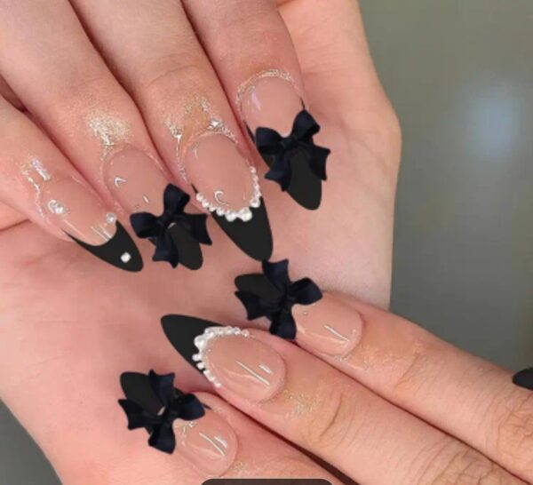 Medium French  Black Almond Fake Nails 3D Steroscopic Bows And Decoration