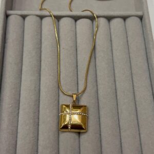 Box Stainless Steel luxury Stone Pendent
