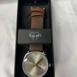 TOMI Men's Brown Leather Watch – Minimalist Design with Date Feature